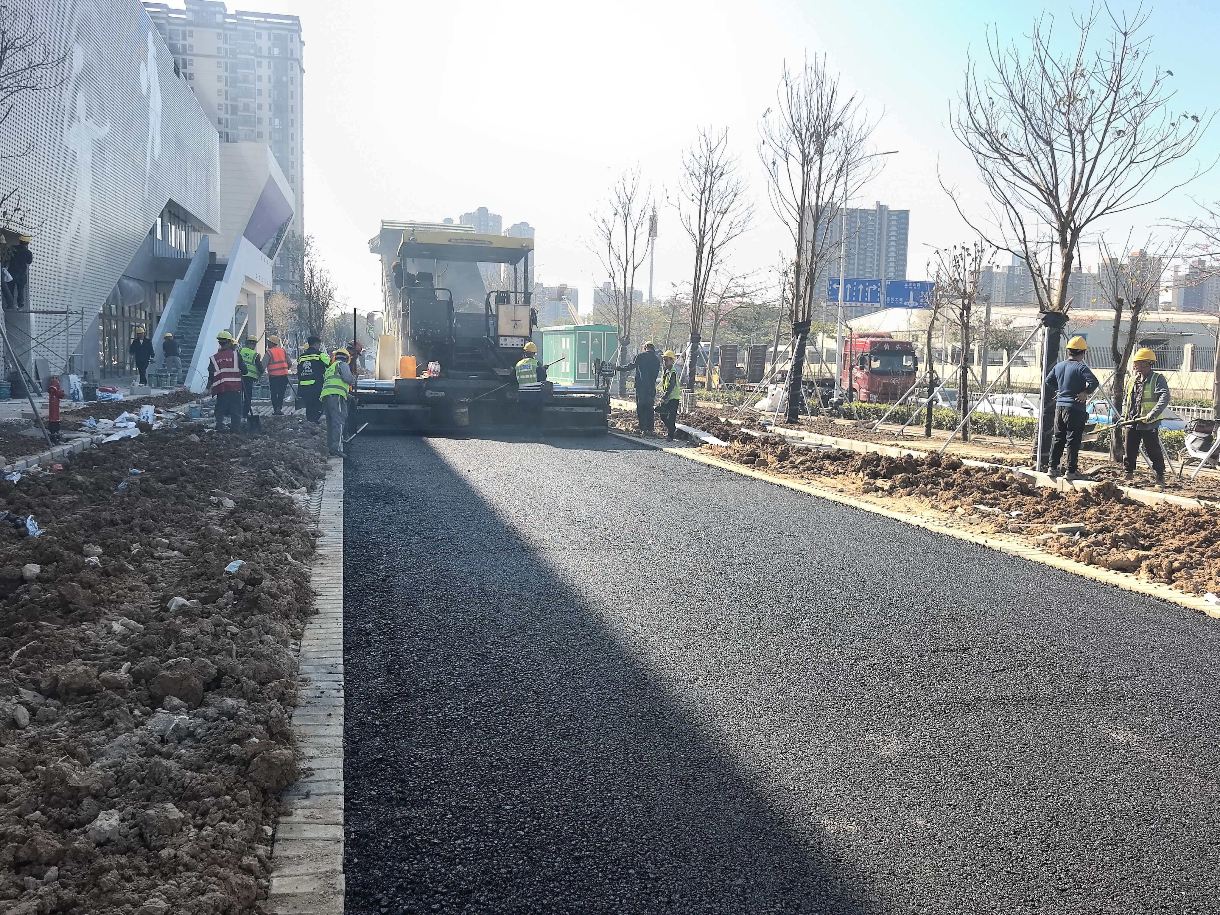 中恒沥青在惠州西湖景区完成彩色沥青景观路项目